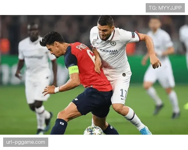 法甲欧冠资格争夺激烈，里昂、马赛、雷恩积分差距极小